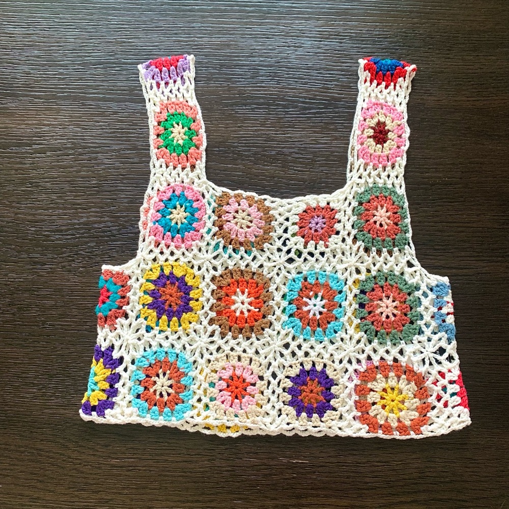 Crotchet Cropped Tank